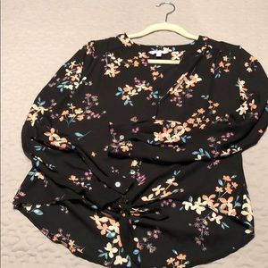 Soft long sleeve women’s blouse, size small